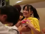 公共のヌードのおっぱい